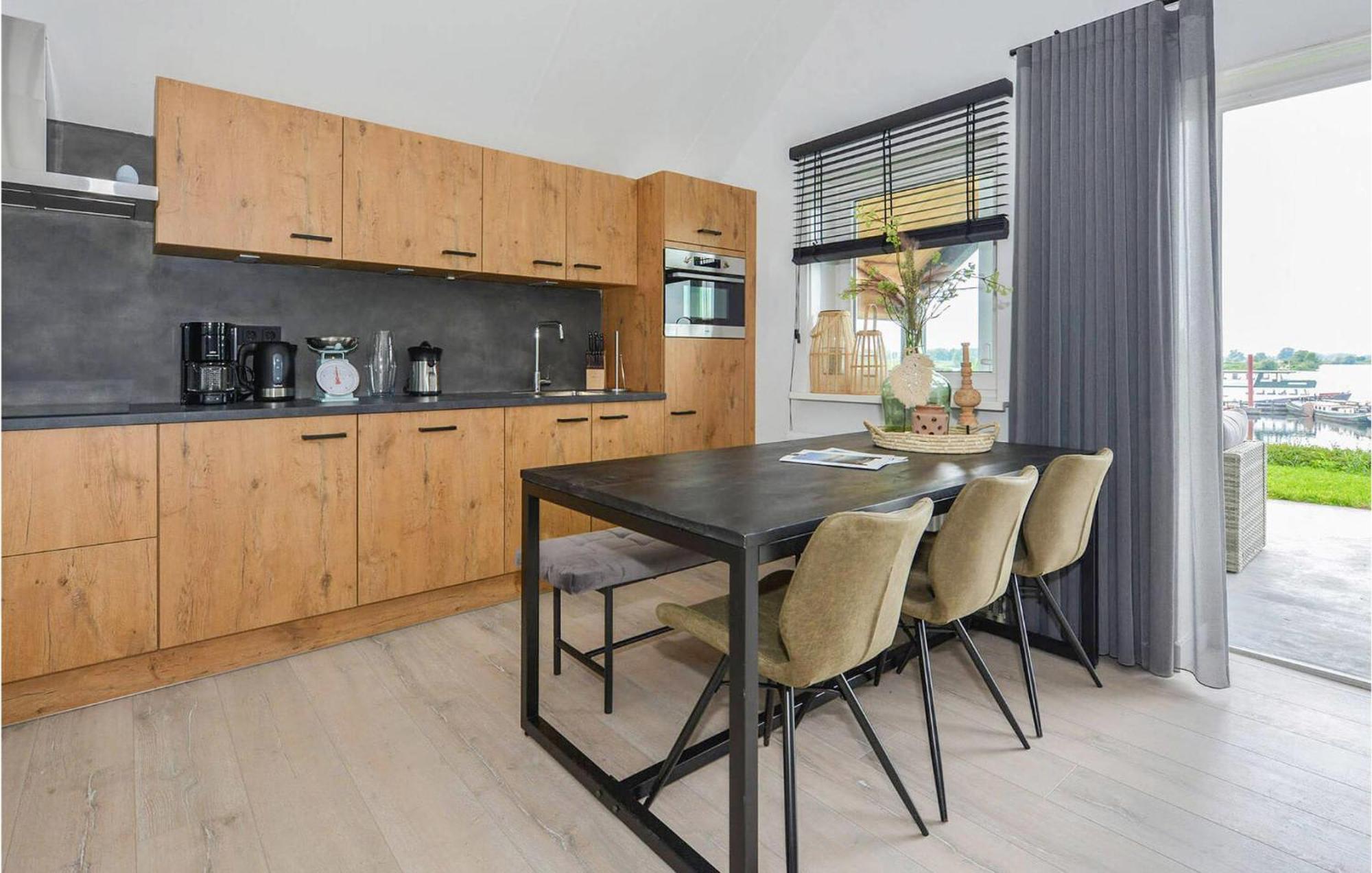 3 Bedroom Gorgeous Home In Kerkdriel Luaran gambar